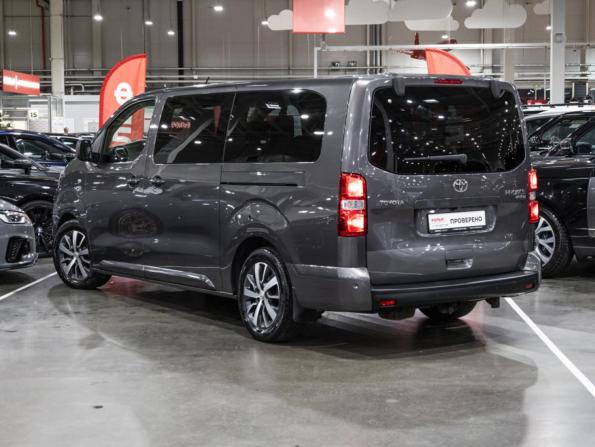 Toyota ProAce II с пробегом 2018 года, цена 3 489 700 рублей, 94260 км, минивэн, Автокод Объявления