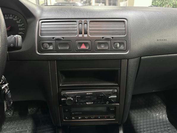 Volkswagen Bora I с пробегом 2004 года, цена 590 000 рублей, 205000 км, седан, Автокод Объявления