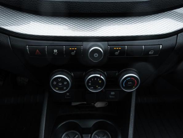Lada (ВАЗ) Vesta I Рестайлинг (NG) с пробегом 2025 года, цена 1 522 500 рублей, 12402 км, седан, Автокод Объявления