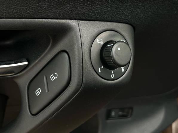 Volkswagen Polo V Рестайлинг с пробегом 2017 года, цена 1 290 000 рублей, 70694 км, седан, Автокод Объявления