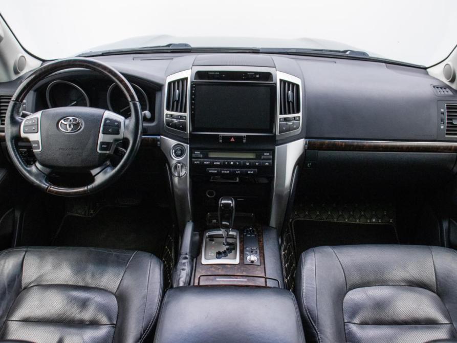 Toyota Land Cruiser 200 Series Рестайлинг 1 Москва  - изображение 12