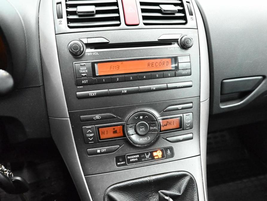 Toyota Auris I Екатеринбург  - изображение 14
