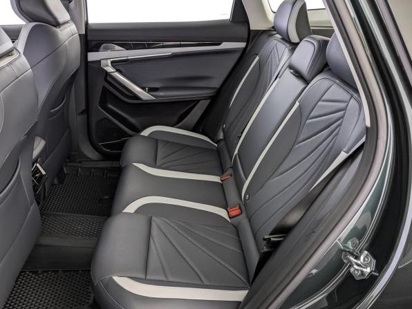 Geely Atlas II с пробегом 2025 года, цена 3 350 000 рублей, 10094 км, внедорожник, Автокод Объявления