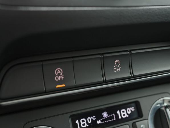 Audi Q3 I (8U) с пробегом 2012 года, цена 1 419 000 рублей, 169915 км, внедорожник, Автокод Объявления