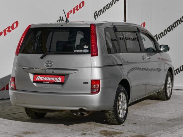 Toyota ISis I Рестайлинг с пробегом 2010 года, цена 1 160 000 рублей, 162066 км, минивэн, Автокод Объявления