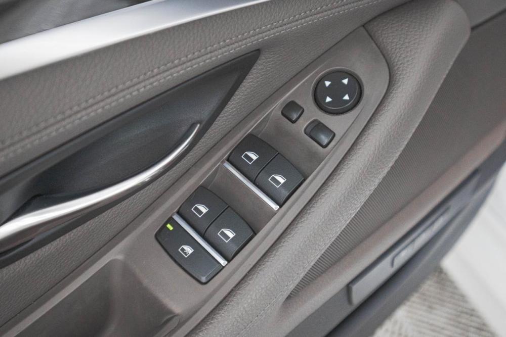 BMW 5 серии VI (F10/F11/F07) Рестайлинг Кемерово  - изображение 26