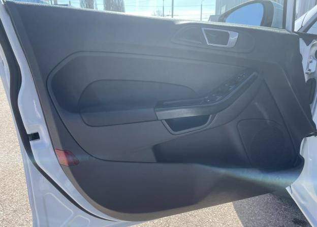 Ford Fiesta Mk6 Рестайлинг с пробегом 2016 года, цена 845 000 рублей, 151572 км, седан, Автокод Объявления