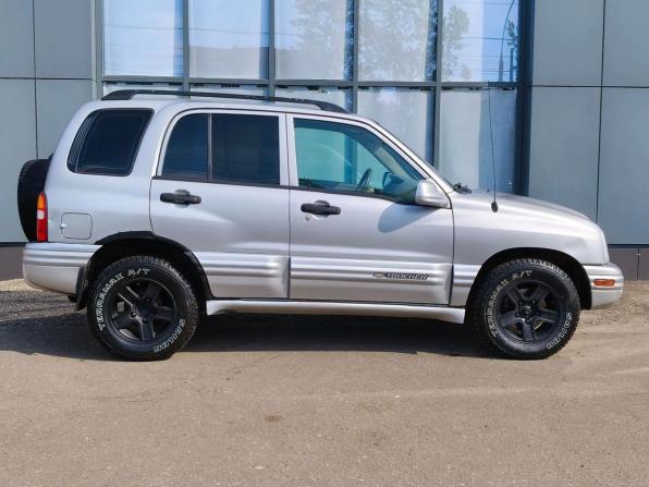 Chevrolet Tracker II с пробегом 2003 года, цена 370 000 рублей, 345600 км, внедорожник, Автокод Объявления