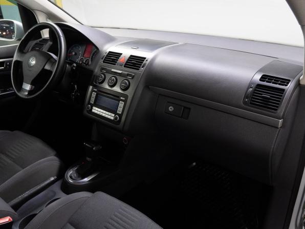 Volkswagen Touran I Рестайлинг с пробегом 2008 года, цена 550 000 рублей, 340482 км, компактвэн, Автокод Объявления