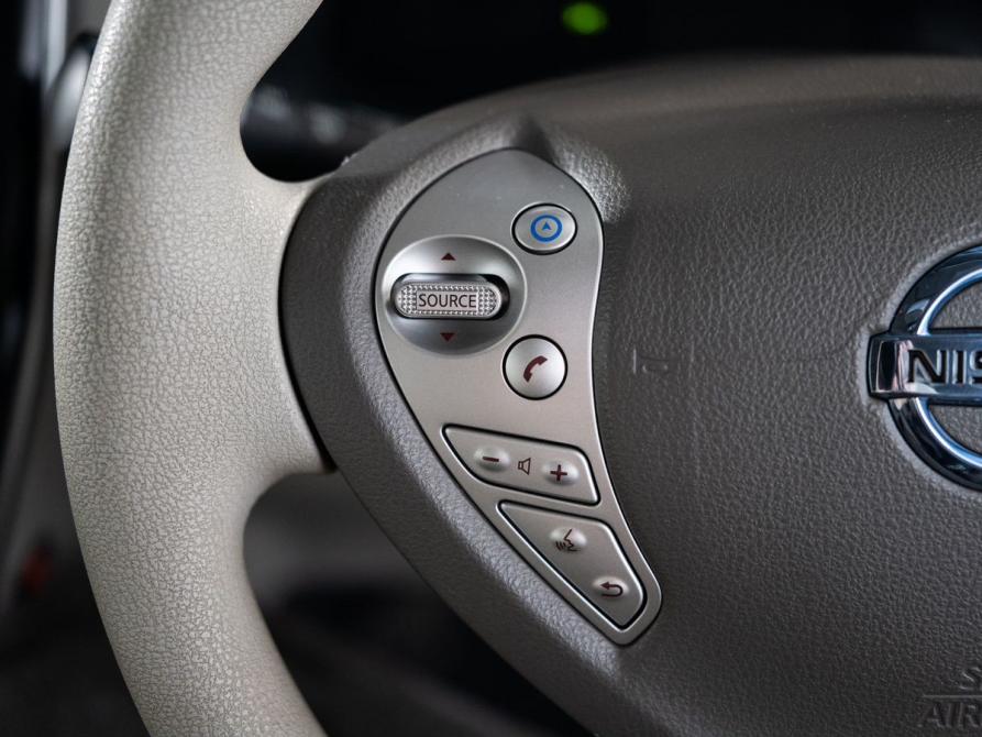 Nissan Leaf I (ZE0/AZE0) Иркутск  - изображение 10