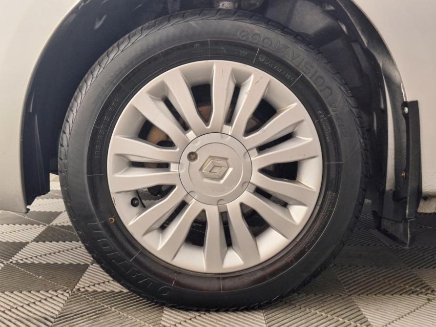Renault Logan II Псков  - изображение 19