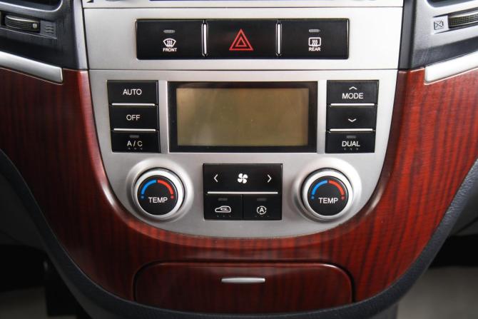 Hyundai Santa Fe II с пробегом 2008 года, цена 1 219 000 рублей, 339225 км, внедорожник, Автокод Объявления