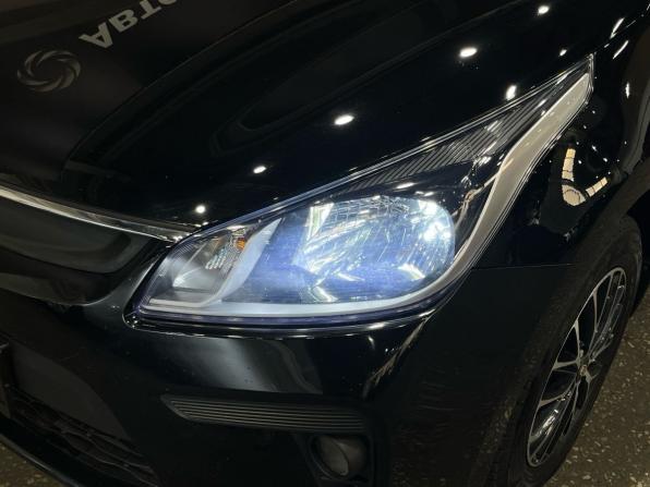Kia Rio IV с пробегом 2018 года, цена 1 050 000 рублей, 90410 км, седан, Автокод Объявления