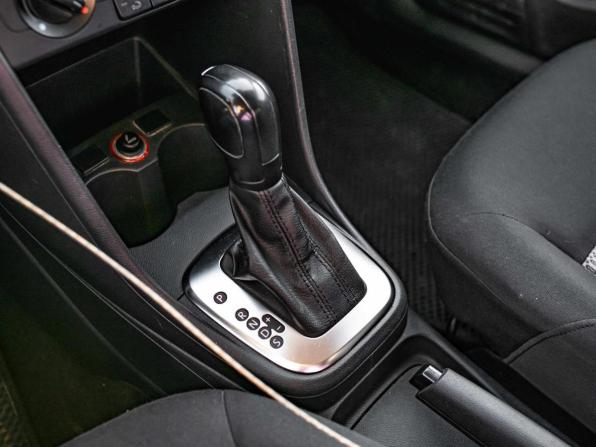 Volkswagen Polo V с пробегом 2014 года, цена 658 000 рублей, 239314 км, седан, Автокод Объявления