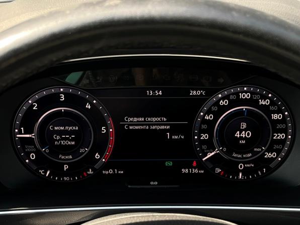 Volkswagen Tiguan II с пробегом 2017 года, цена 2 798 700 рублей, 98136 км, внедорожник, Автокод Объявления