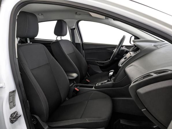 Ford Focus III Рестайлинг с пробегом 2018 года, цена 1 100 000 рублей, 93542 км, хэтчбек, Автокод Объявления