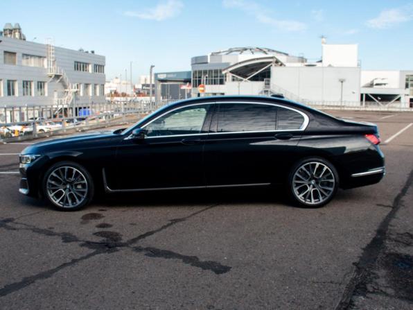 BMW 7 серии VI (G11/G12) Рестайлинг с пробегом 2019 года, цена 4 299 000 рублей, 219000 км, седан, Автокод Объявления