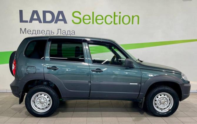 Chevrolet Niva I Рестайлинг с пробегом 2017 года, цена 735 000 рублей, 56313 км, внедорожник, Автокод Объявления