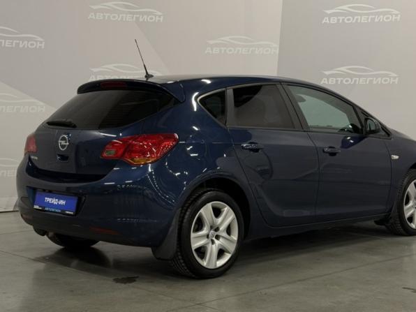 Opel Astra J с пробегом 2011 года, цена 790 000 рублей, 90650 км, хэтчбек, Автокод Объявления