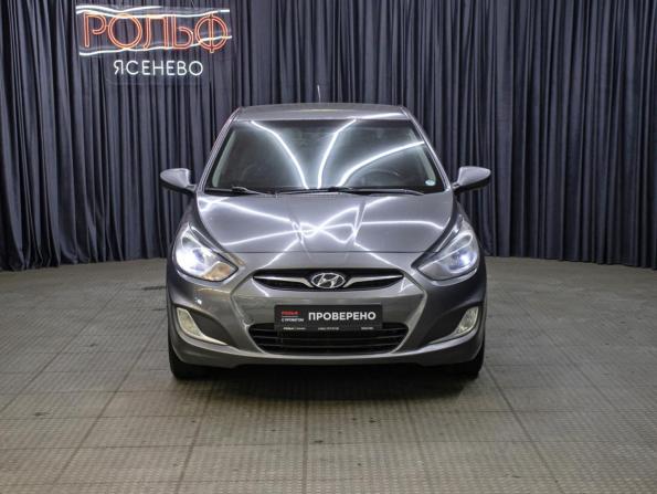 Hyundai Solaris I с пробегом 2012 года, цена 598 000 рублей, 205500 км, хэтчбек, Автокод Объявления