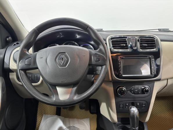 Renault Logan II с пробегом 2015 года, цена 700 000 рублей, 272365 км, седан, Автокод Объявления