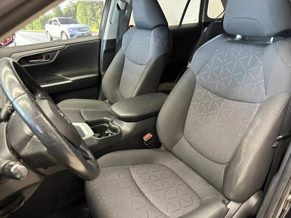 Toyota RAV4 V (XA50) с пробегом 2020 года, цена 2 500 000 рублей, 199700 км, внедорожник, Автокод Объявления