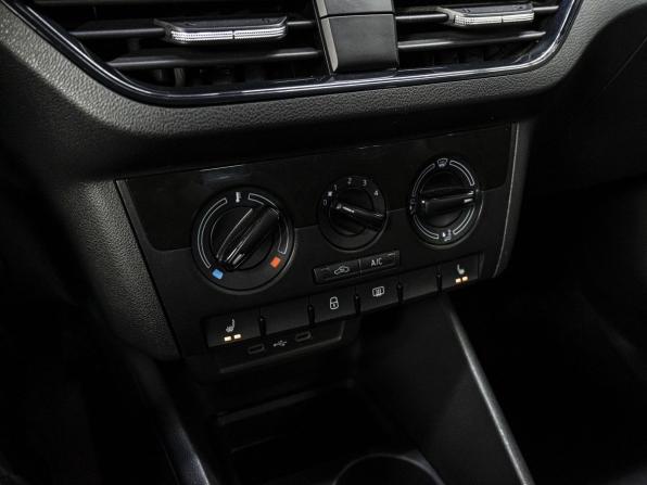 Skoda Rapid II с пробегом 2021 года, цена 1 690 000 рублей, 39102 км, лифтбек, Автокод Объявления