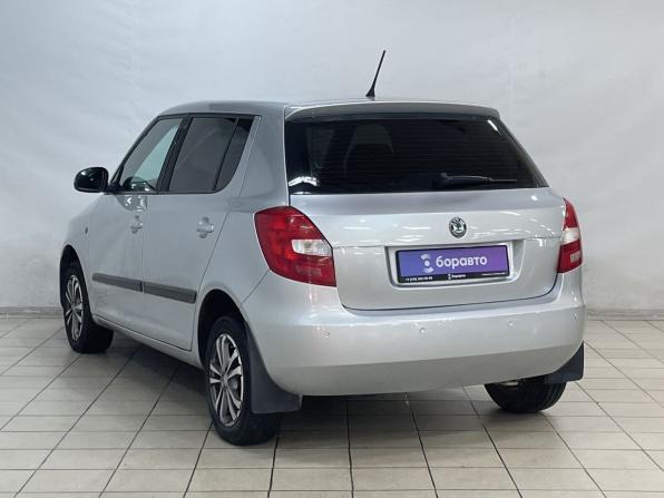 Skoda Fabia II Рестайлинг с пробегом 2011 года, цена 649 000 рублей, 188033 км, хэтчбек, Автокод Объявления