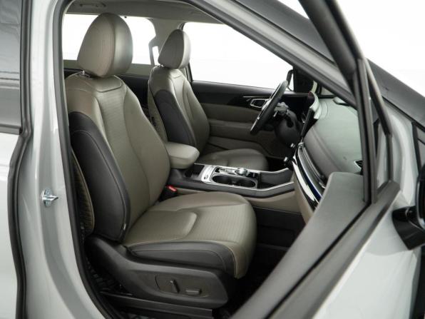 Kia Carnival IV Рестайлинг с пробегом 2025 года, цена 7 083 055 рублей, 12598 км, минивэн, Автокод Объявления