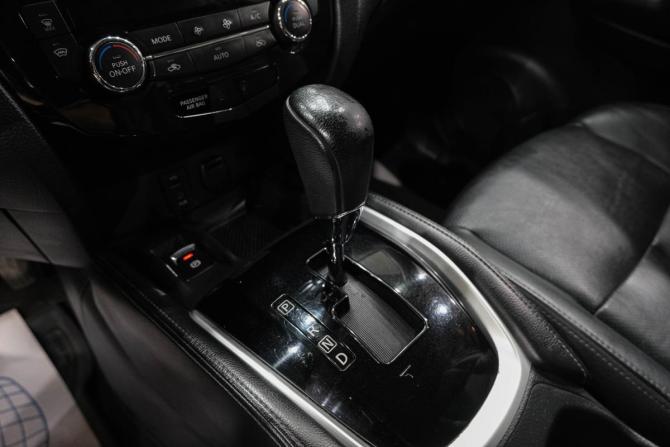 Nissan X-Trail III с пробегом 2018 года, цена 1 969 000 рублей, 220000 км, внедорожник, Автокод Объявления