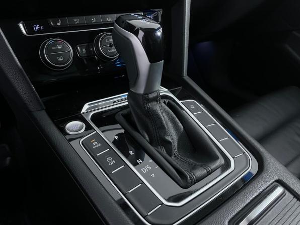 Volkswagen Passat B8 с пробегом 2019 года, цена 2 450 000 рублей, 208403 км, универсал, Автокод Объявления