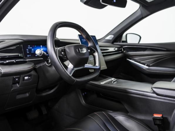 Geely Preface I с пробегом 2024 года, цена 2 928 000 рублей, 17956 км, седан, Автокод Объявления