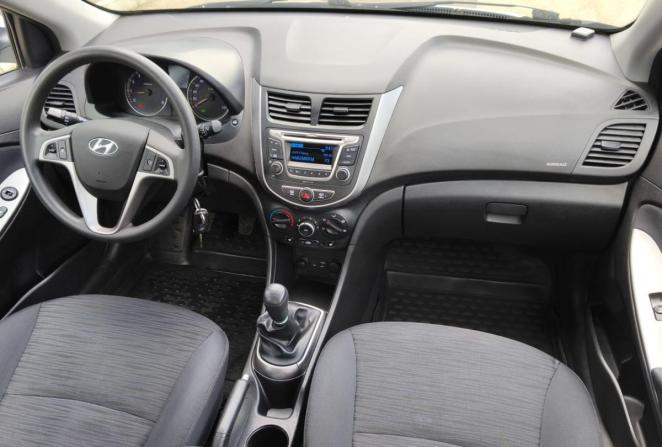 Hyundai Solaris I Рестайлинг с пробегом 2016 года, цена 999 000 рублей, 182002 км, седан, Автокод Объявления