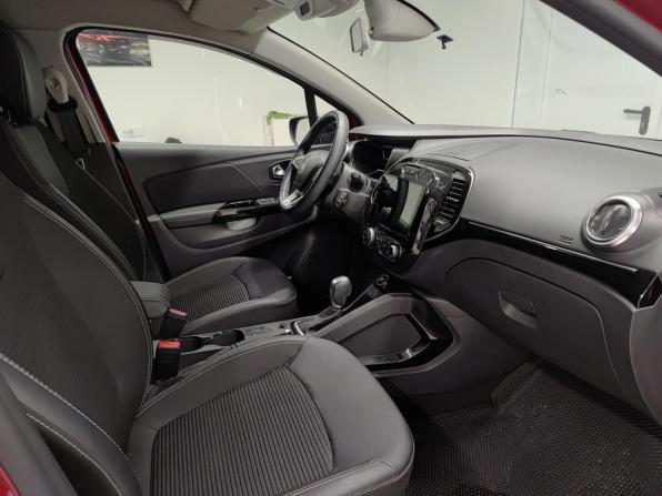 Renault Kaptur I Рестайлинг с пробегом 2021 года, цена 1 805 000 рублей, 65106 км, внедорожник, Автокод Объявления