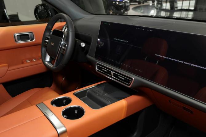 Новый Li Auto (Lixiang) L9 I Рестайлинг 2025 года, цена 11 990 000 рублей, внедорожник, Автокод Объявления