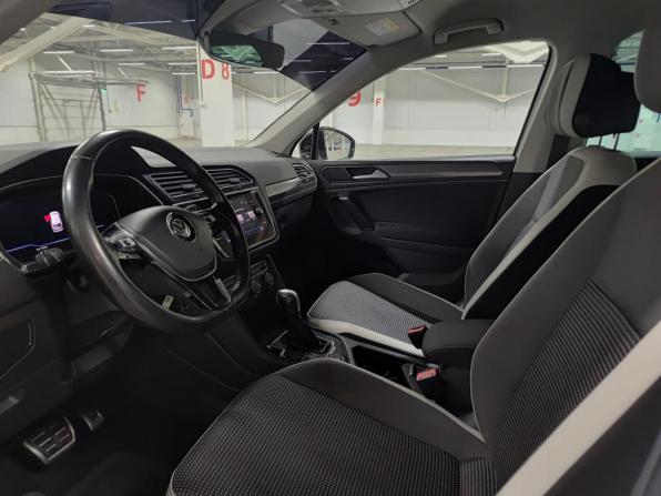 Volkswagen Tiguan II с пробегом 2020 года, цена 2 210 000 рублей, 215180 км, внедорожник, Автокод Объявления