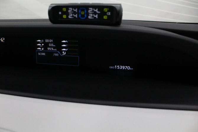 Toyota Prius IV (XW50) с пробегом 2016 года, цена 1 579 000 рублей, 153934 км, лифтбек, Автокод Объявления