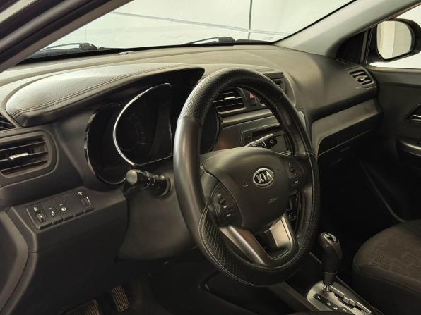 Kia Rio III с пробегом 2012 года, цена 915 000 рублей, 182839 км, седан, Автокод Объявления