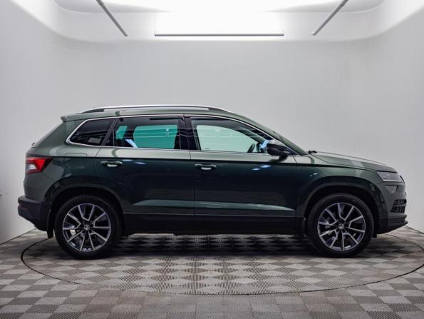 Skoda Karoq I с пробегом 2020 года, цена 2 470 000 рублей, 61771 км, внедорожник, Автокод Объявления