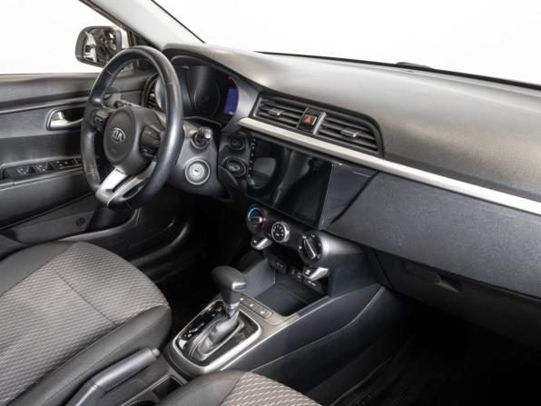Kia Rio IV с пробегом 2018 года, цена 1 505 500 рублей, 97589 км, хэтчбек, Автокод Объявления