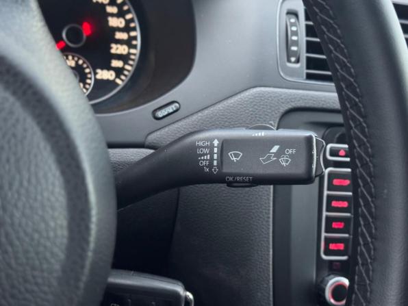 Volkswagen Jetta VI с пробегом 2014 года, цена 917 000 рублей, 229649 км, седан, Автокод Объявления