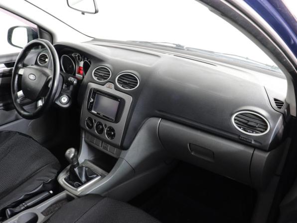 Ford Focus II Рестайлинг с пробегом 2008 года, цена 399 000 рублей, 271159 км, седан, Автокод Объявления