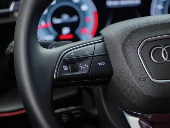 Audi A3 IV (8Y) Рестайлинг с пробегом 2025 года, цена 3 400 999 рублей, 7655 км, хэтчбек, Автокод Объявления