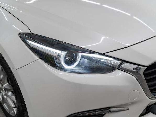 Mazda Axela III Рестайлинг с пробегом 2018 года, цена 1 300 000 рублей, 163731 км, седан, Автокод Объявления