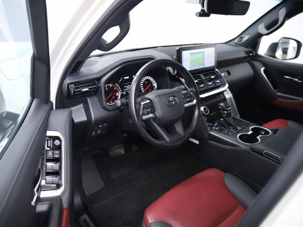 Toyota Land Cruiser 300 Series с пробегом 2021 года, цена 12 200 000 рублей, 25437 км, внедорожник, Автокод Объявления