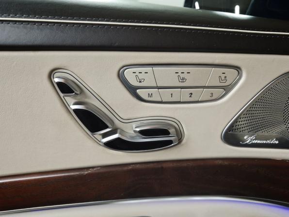 Mercedes-Benz Maybach S-Класс I (X222) Рестайлинг с пробегом 2017 года, цена 4 095 000 рублей, 138876 км, седан, Автокод Объявления
