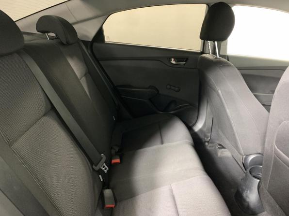 Hyundai Solaris II с пробегом 2019 года, цена 750 000 рублей, 276240 км, седан, Автокод Объявления