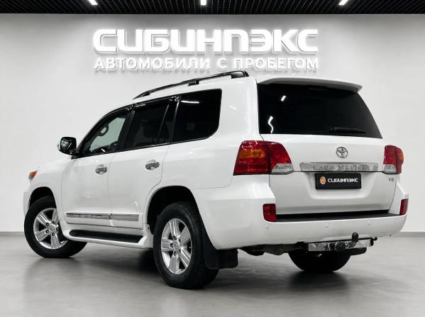 Toyota Land Cruiser 200 Series Рестайлинг 1 с пробегом 2014 года, цена 3 635 000 рублей, 135000 км, внедорожник, Автокод Объявления
