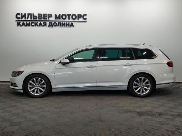 Volkswagen Passat B8 с пробегом 2017 года, цена 1 395 000 рублей, 216400 км, универсал, Автокод Объявления