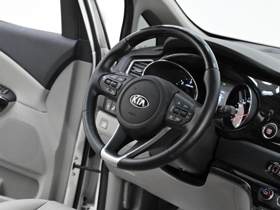 Kia Carnival III Москва  - изображение 14